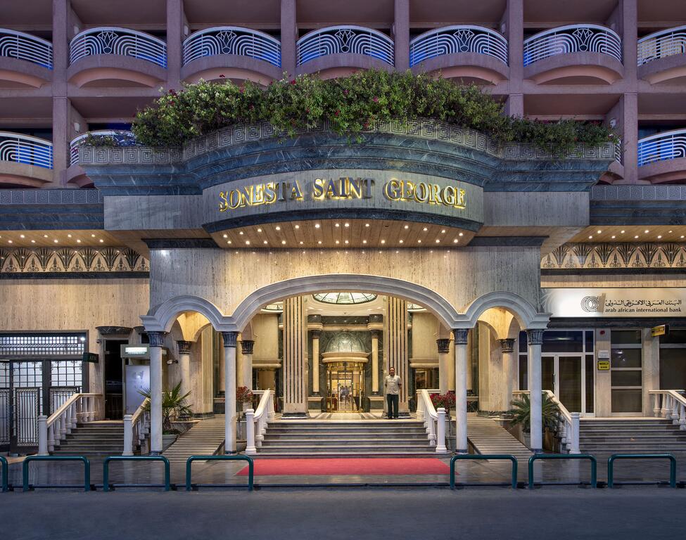 Sonesta St. George Hotel