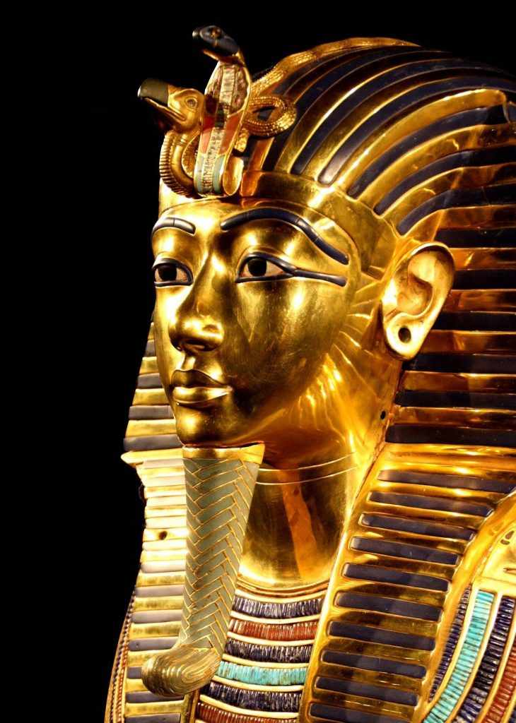 la máscara de oro de Tut ankh Amón