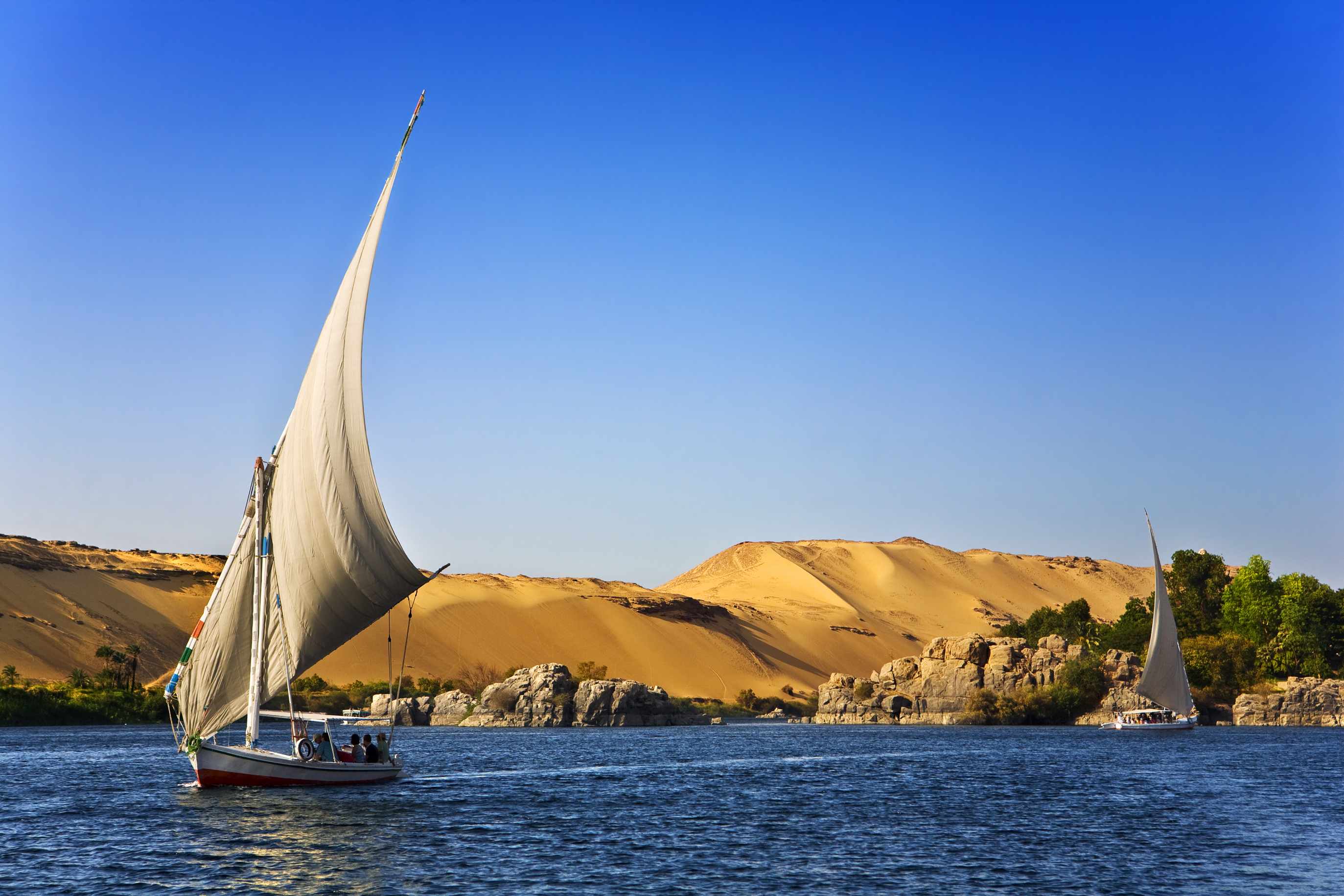 Tour completo por El Cairo Asuán El Nilo Y El Mar Rojo