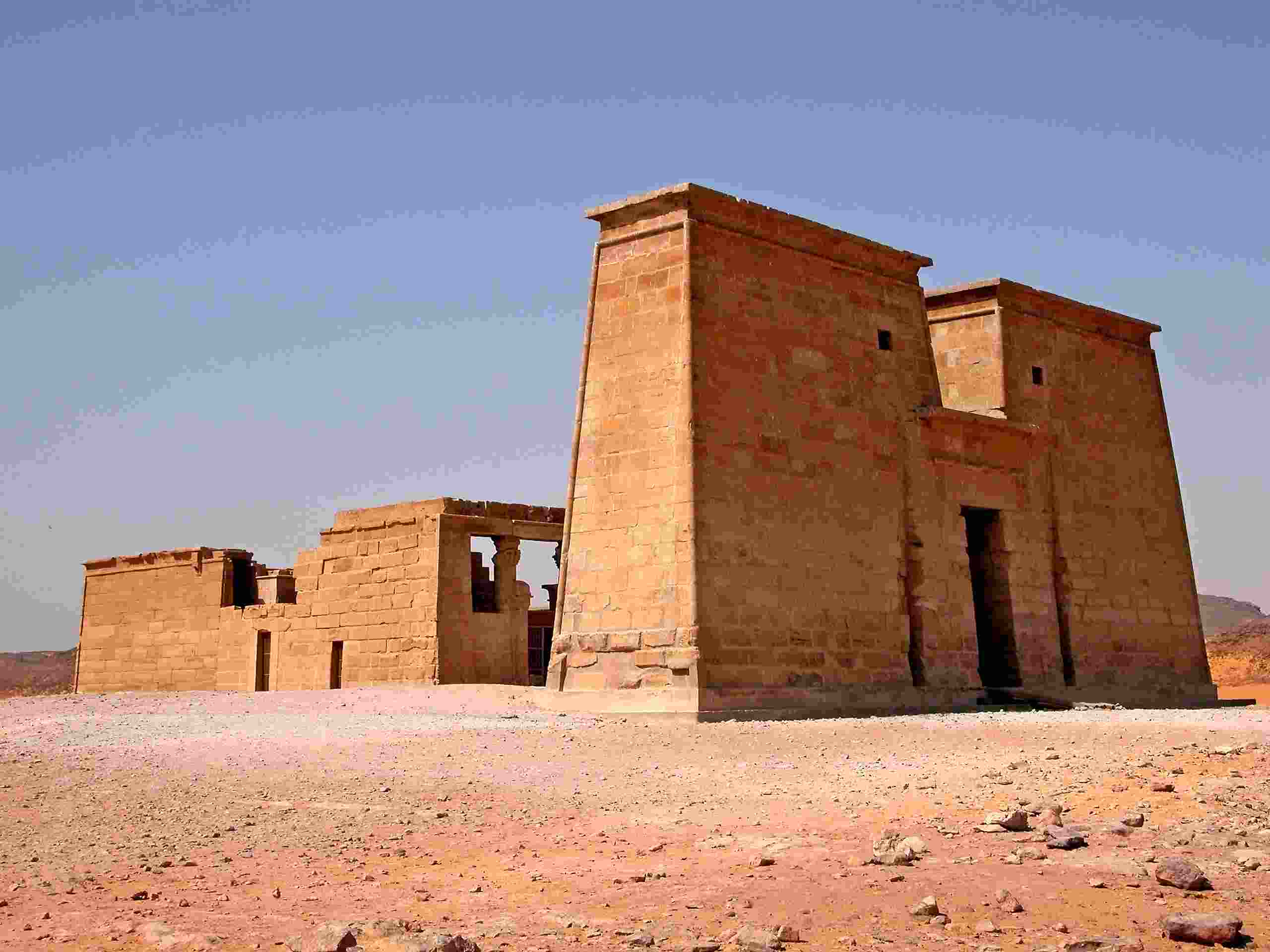 Crucero por el lago Nasser Los Templos de Abu Simbel y Nubia.