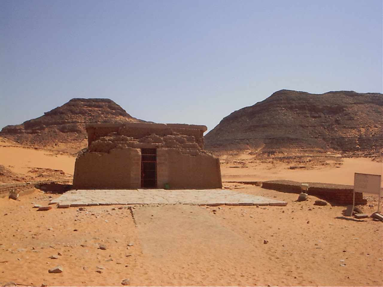 Recorrido en el lago Nasser Abu Simbel Amada templos nubios