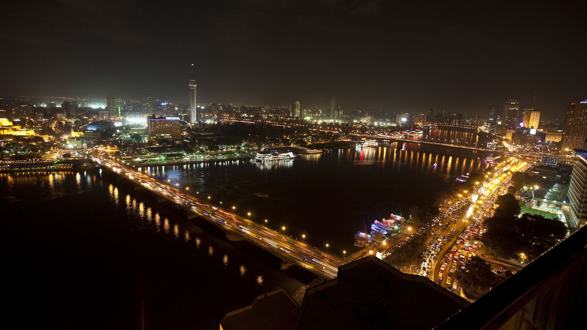 vista nocturna del Cairo