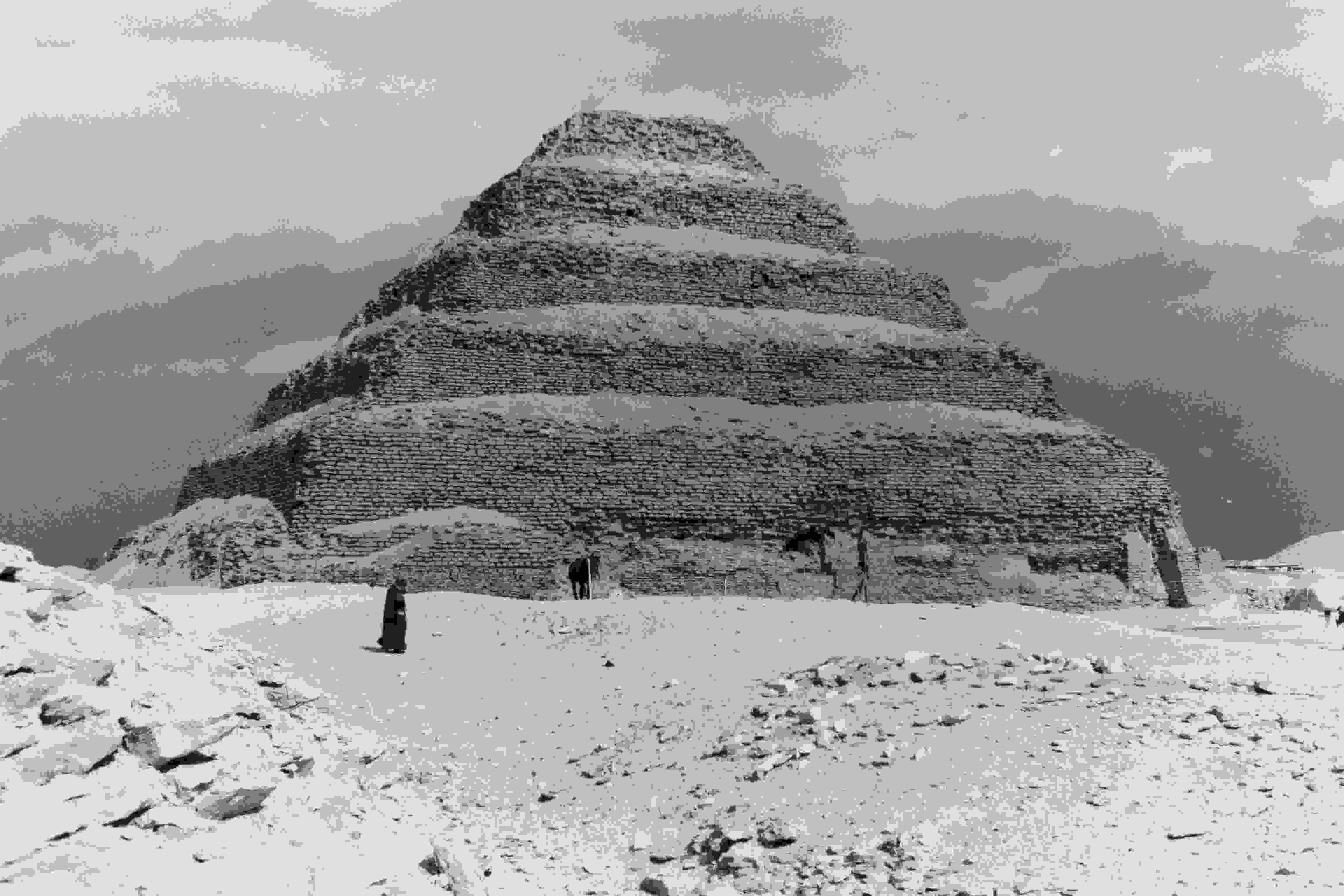 Día completo a las pirámides de Dahshur Saqqara y Memphis